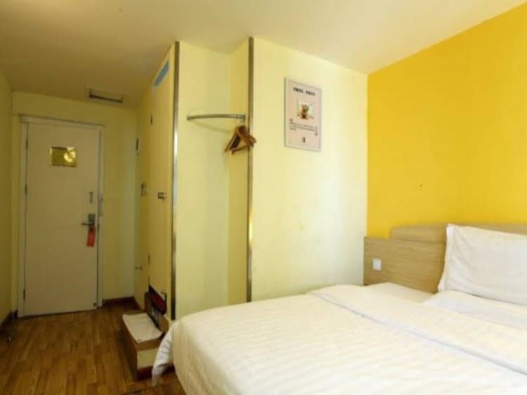 7 Days Inn Ningbo Tianyi Square Branch1