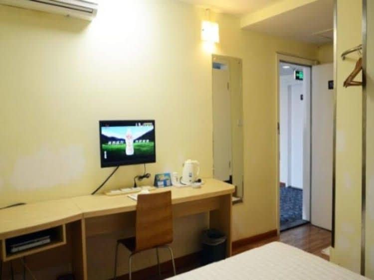 7 Days Inn Ningbo Tianyi Square Branch 7 Days Inn Ningbo Tianyi Square Branch
