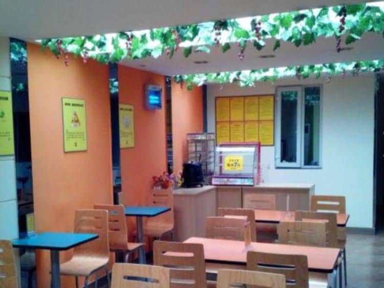 7 Days Inn Chengdu Xindu Baoguang Temple Branch 7 Days Inn Chengdu Xindu Baoguang Temple Branch