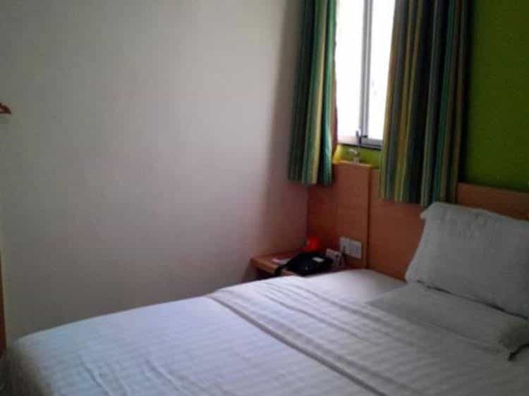 7 Days Inn Chengdu Xindu Baoguang Temple Branch 7 Days Inn Chengdu Xindu Baoguang Temple Branch