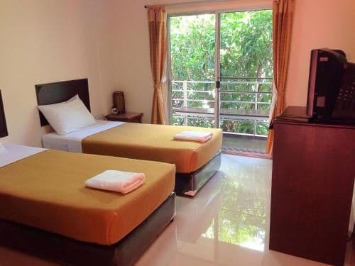 Standard Twin Room