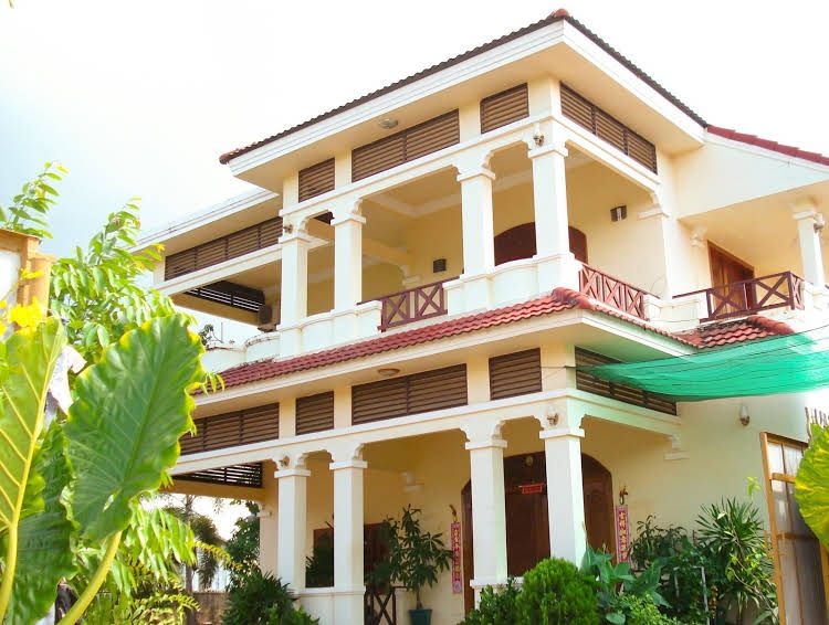 La Belle Villa0