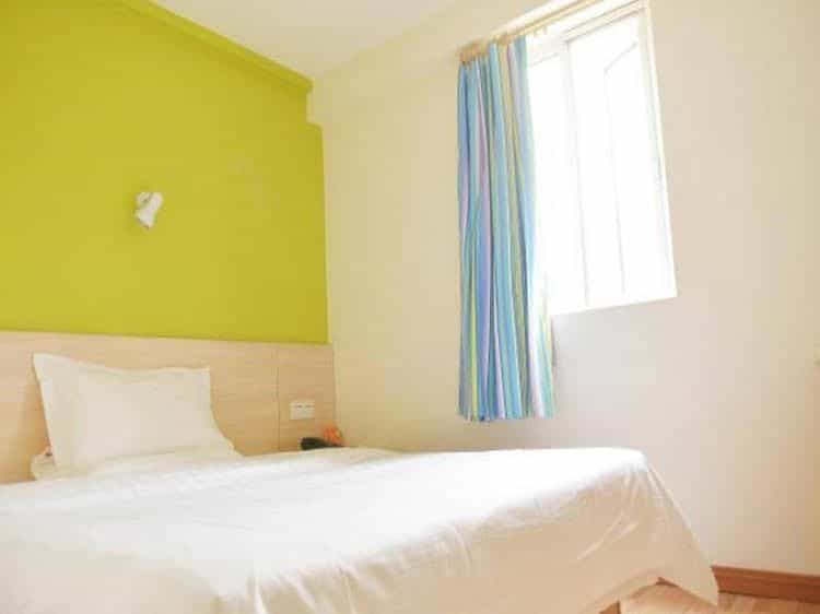 7Days Premium Chengdu Middle Kehua Road Sichuan University South Gate 7Days Premium Chengdu Middle Kehua Road Sichuan University South Gate