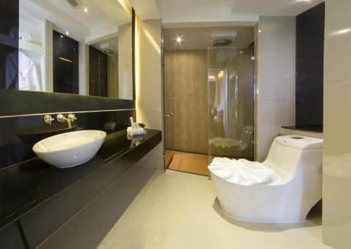 Two-Bedroom Pool Access Suite
