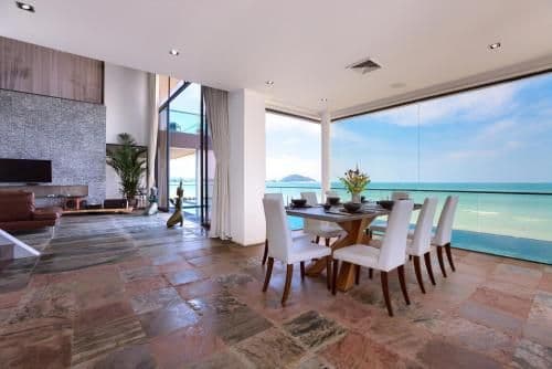 Villa - Beach Front