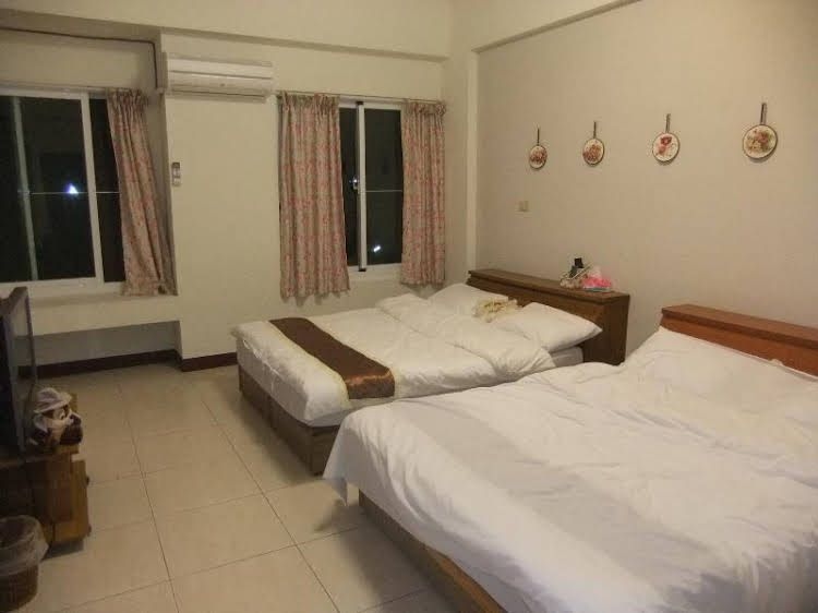 Lucky Strawberry Bed and Breakfast1