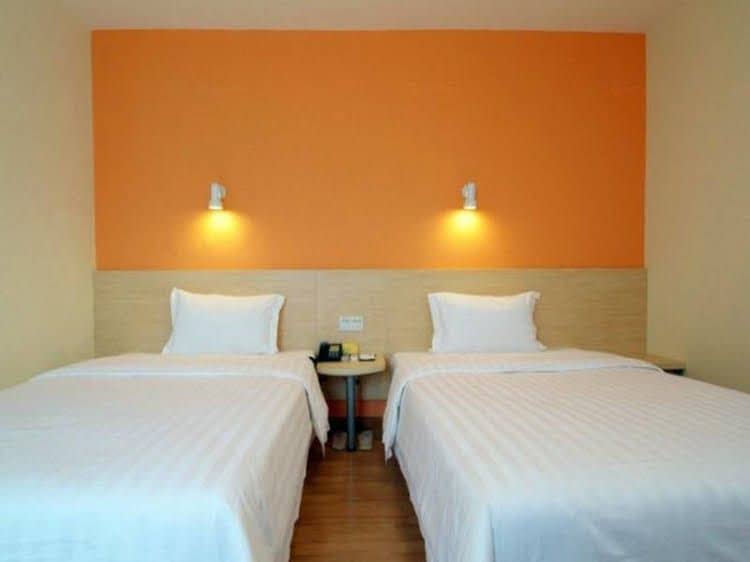 7 Days Inn Lanzhou Jiaotong University Branch 7 Days Inn Lanzhou Jiaotong University Branch