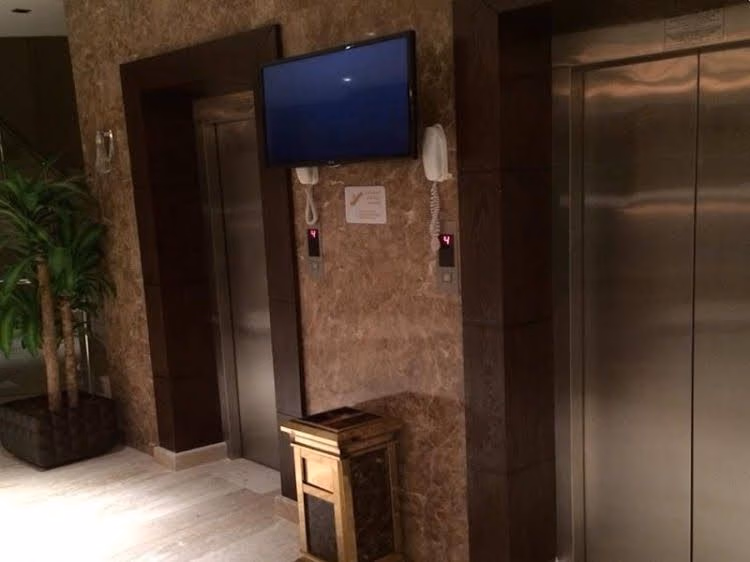 Vera Hotel2