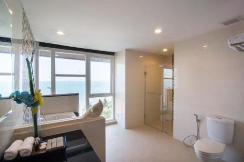 Beach Front Suite