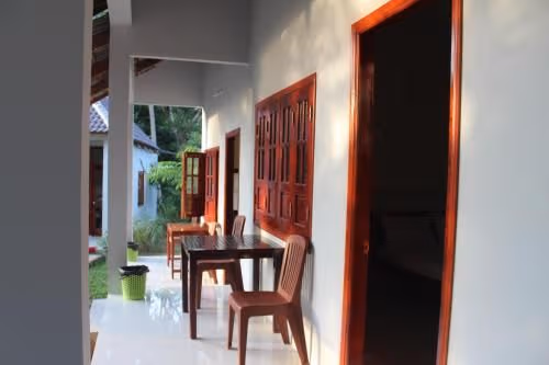 Standard Double Room with Garden View