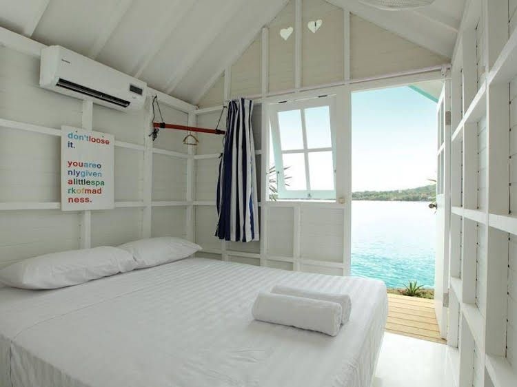 Le Pirate Beach Club Gili Trawangan2
