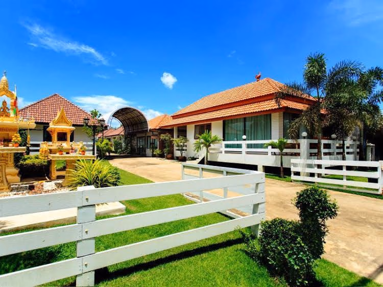 Candy Bar Resort1