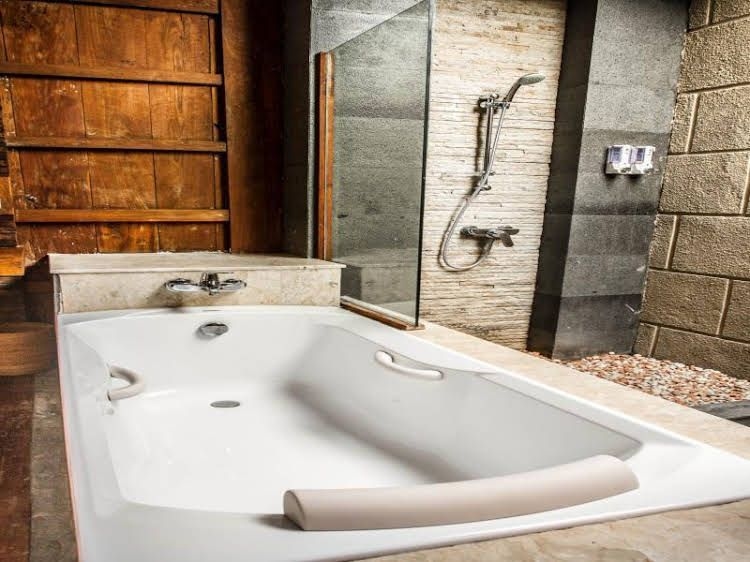 Joglo Villa Sanur3