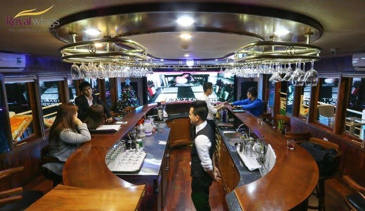 Royal Wings Cruise3