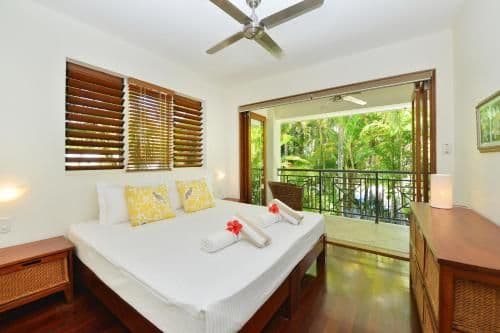 Villa - Beach Front