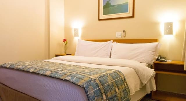 DOUBLE EXECUTIVE QUEEN BED