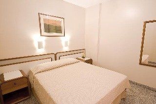 Plaza Inn Paineras4