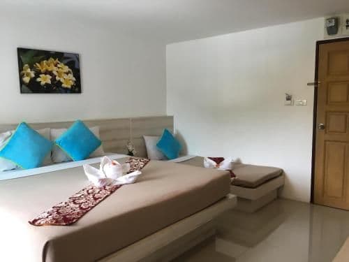 Triple Room with Private Bathroom