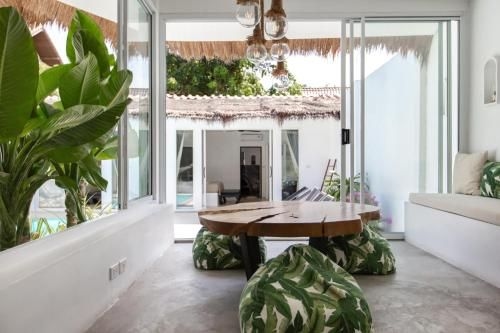 Eden Beach Villas2
