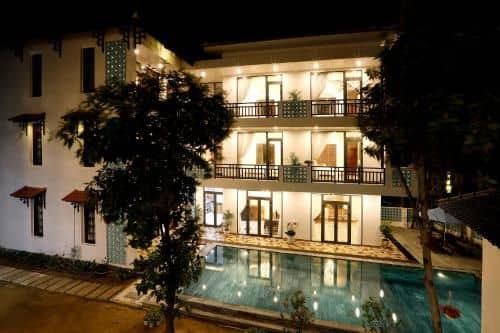 Tropical Garden & Pool Villa Tropical Garden & Pool Villa