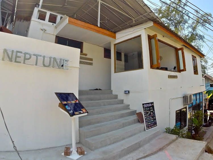 Neptune Guesthouse0