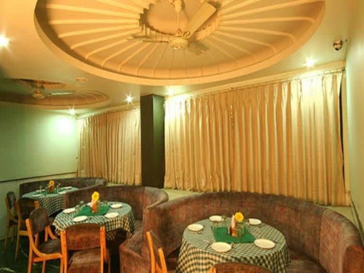 Hotel Neetas International Hotel Neetas International