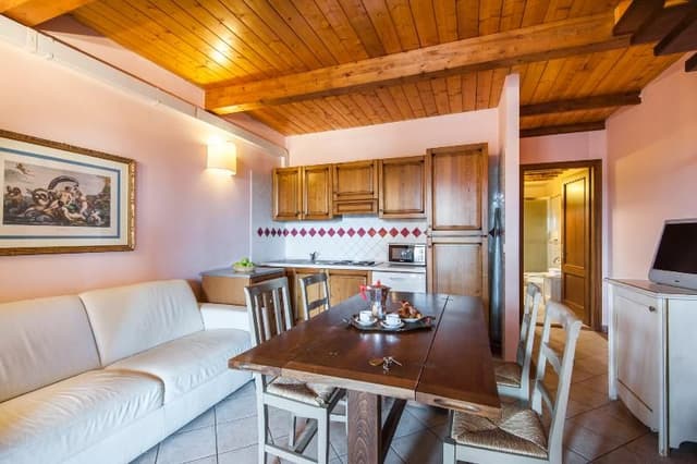 APARTMENT THREE BEDROOMS