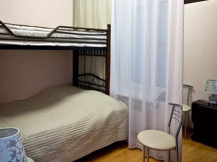 Irena Hotel2