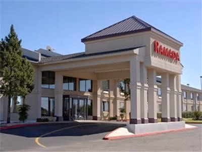 Magnuson Hotel Oklahoma City South3