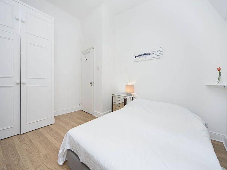 FG Property West Kensington - Beaumont Crescent3