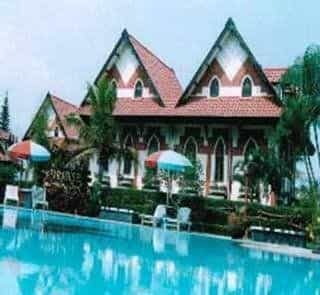 Royal Hotel and Villa Batu