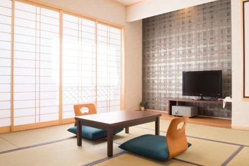 Japanese-Style Room