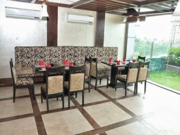 Hotel Daawat0
