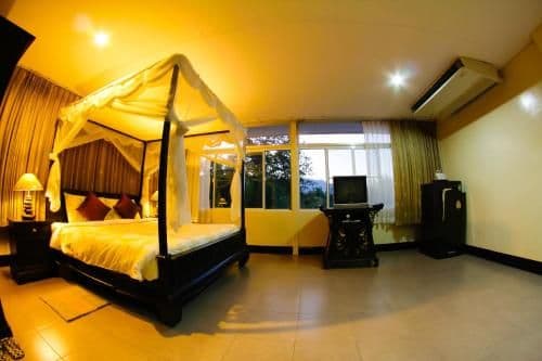 Deluxe Junior Suite