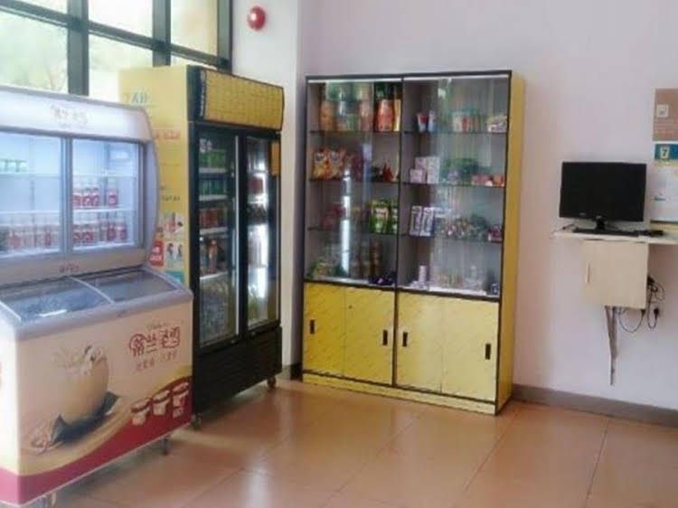 7 Days Inn Zhongshan Tanzhou Town Market Centre Branch2