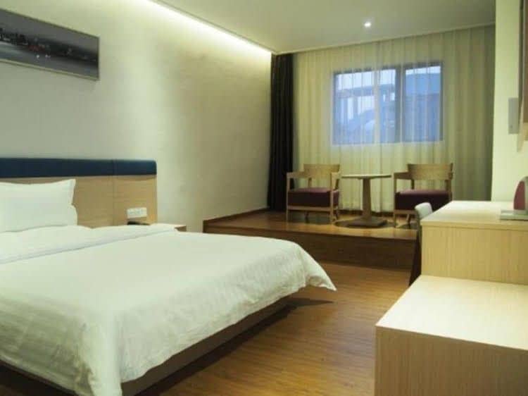 7 Days Inn Shenzhen Window Of The World Branch 7 Days Inn Shenzhen Window Of The World Branch