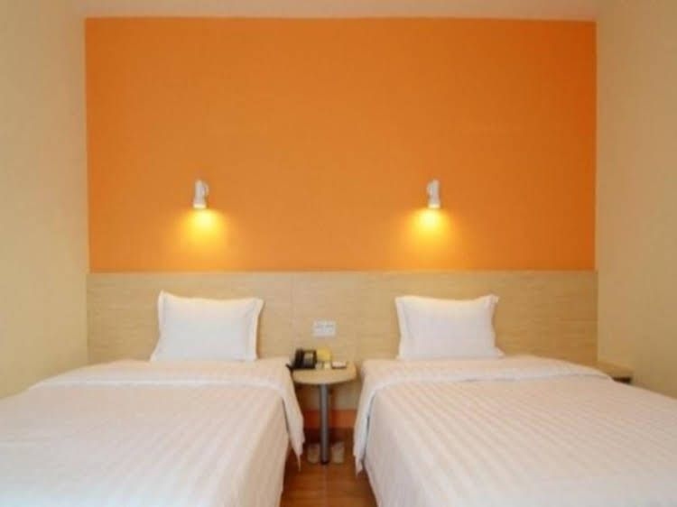 7 Days Inn Guiyang Yanwu Street Branch4