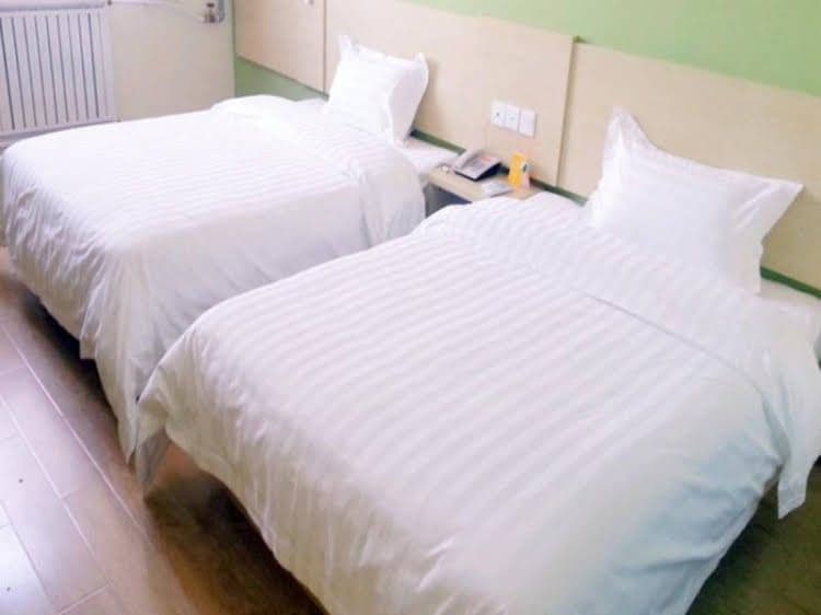 7 Days Inn Guiyang Jiniangta Branch 7 Days Inn Guiyang Jiniangta Branch
