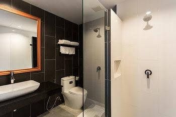 โรงแรมเดอะ บริดจ์ เรสซิเดนซ์ (The Bridge Residence Hotel)4