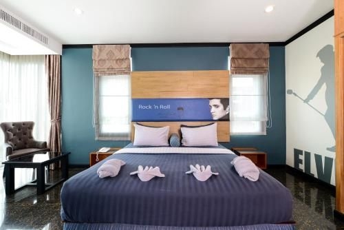 The River Scene Hotel2