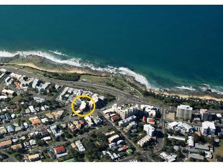 Edward Court 5 Apartment