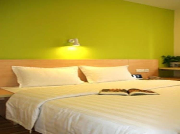 7 Days Inn Shenzhen Longhua Minzhi Branch1