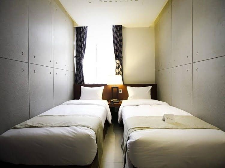 Vella Suite Hotel Myeongdong3