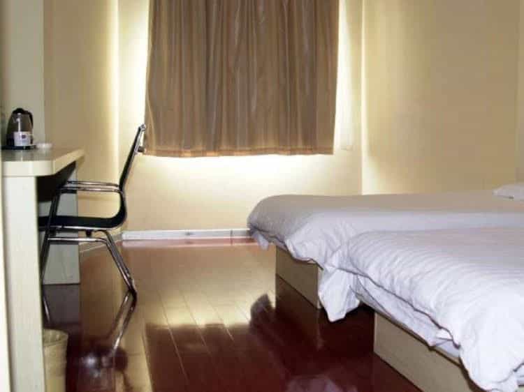Hanting Express Hotel Zaozhuang Wenhuan Middle Road Branch Hanting Express Hotel Zaozhuang Wenhuan Middle Road Branch