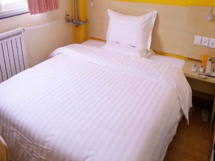 7 Days Inn Zigong Ziyou Road Caideng Park Branch 7 Days Inn Zigong Ziyou Road Caideng Park Branch