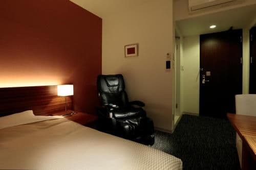Double Room with Small Double Bed with Massage Chair - Smoking