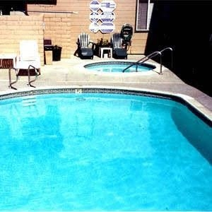 Sunset Inn Victorville3