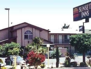 Sunset Inn Victorville4