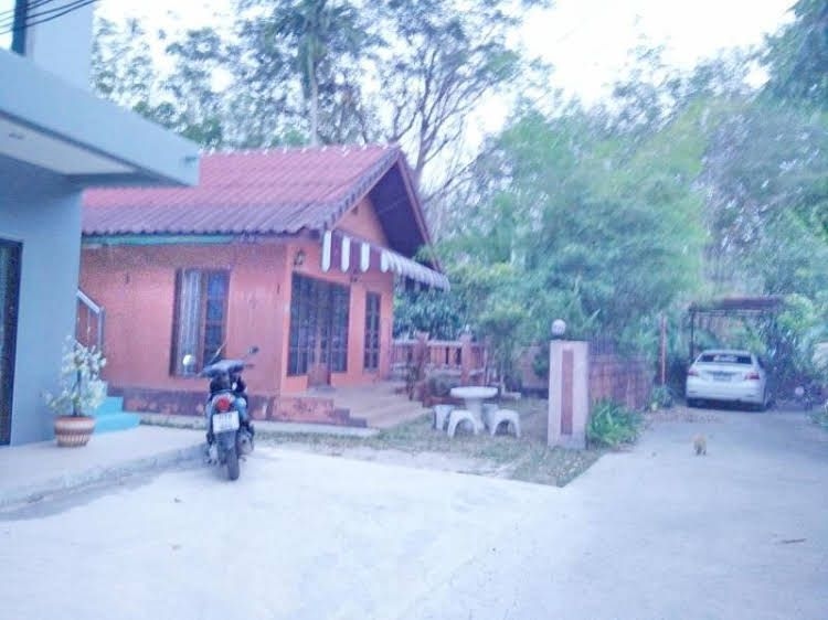 Aree Studio Guesthouse21