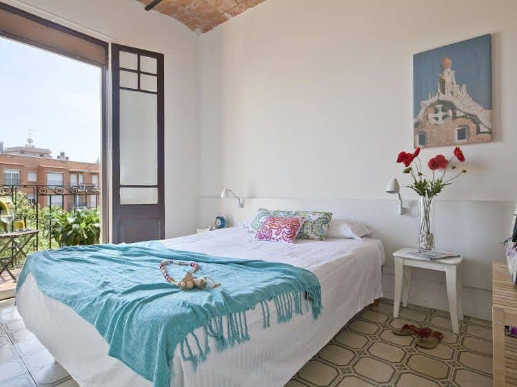 Happy People Sagrada Familia Gaudi Apartments Happy People Sagrada Familia Gaudi Apartments